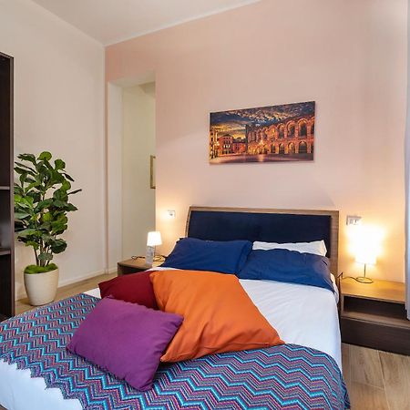 Italianflat - Rentroom Old Town - 200Mt To Arena Verona Exteriör bild